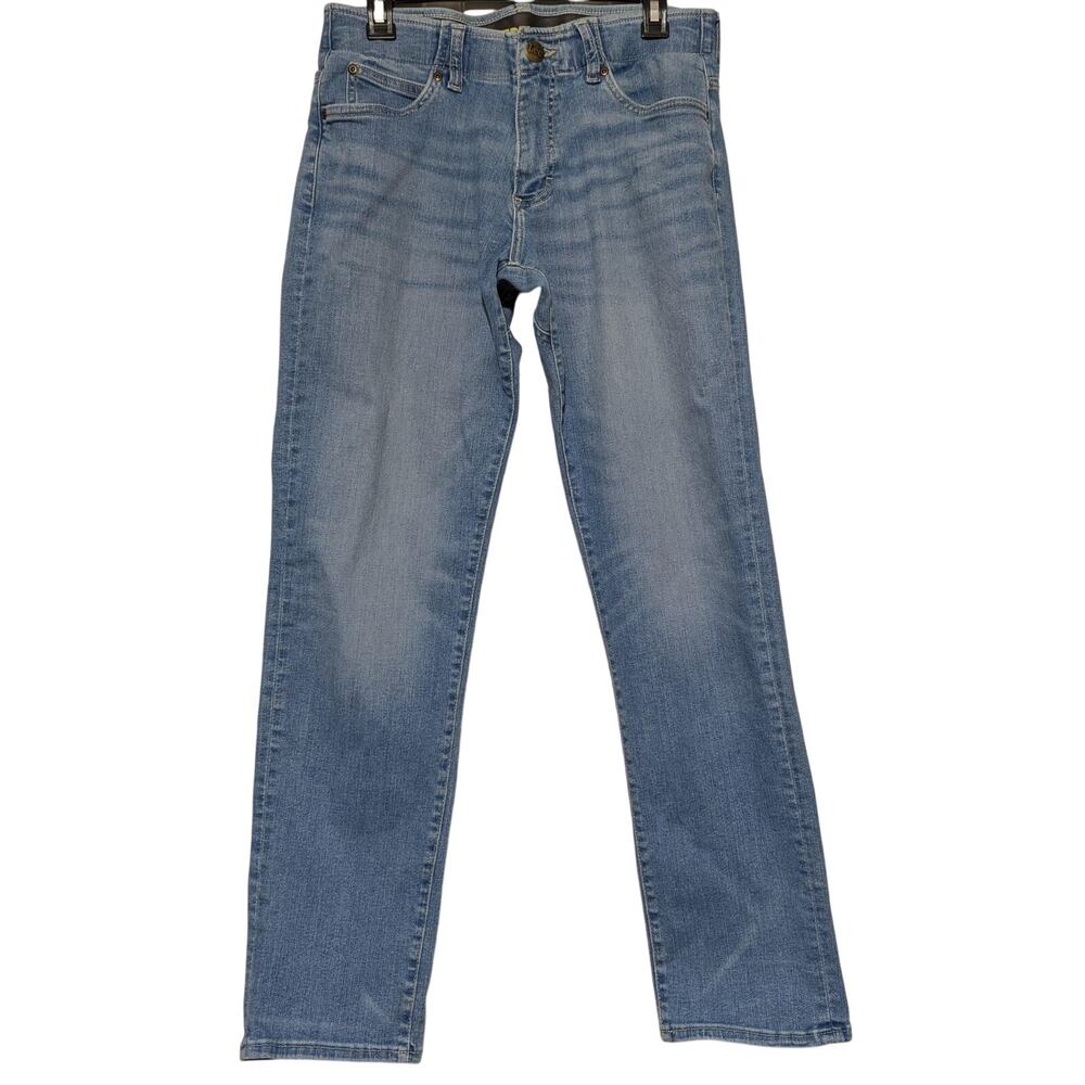 Lee Jeans Mens 30x32 Light Wash‎ Extreme Motion Straight Fit Tapered Leg Stretch